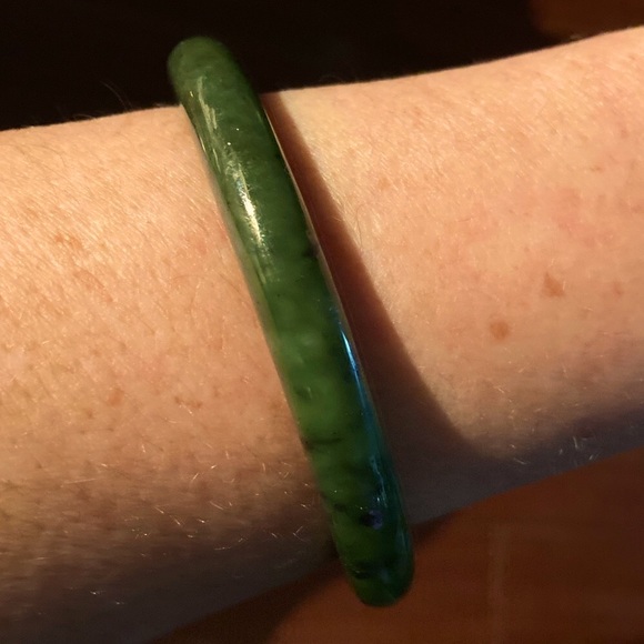 BC Genuine Solid Jade Bracelet - Picture 2 of 4